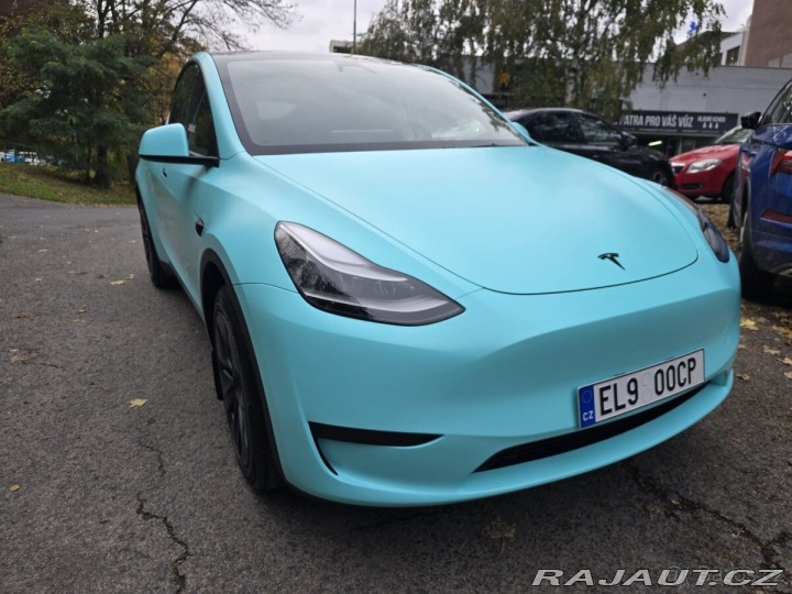 Tesla Model Y TIFFANY BLUE 2024