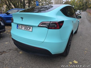 Tesla Model Y TIFFANY BLUE 2024