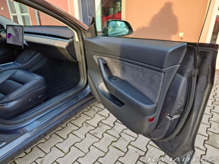 Tesla Model 3 Performance 377kW REZERVA 2021