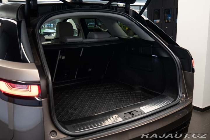 Land Rover Range Rover Velar D300 Meridian/LED/Vyhříva 2018