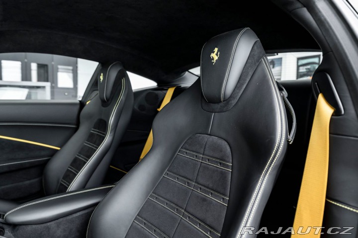 Ferrari Roma ADAS/Carbon/ZÁRUKA 2022