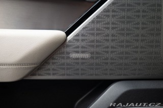 Land Rover Range Rover Velar D300 Meridian/LED/Vyhříva 2018