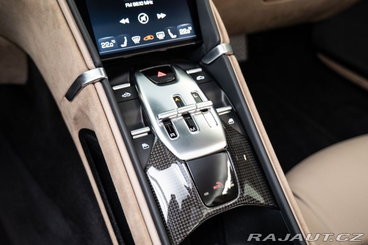 Ferrari Roma Spider Carbon/JBL/360/LED 2024