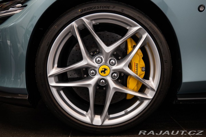 Ferrari Roma Spider Carbon/JBL/360/LED 2024