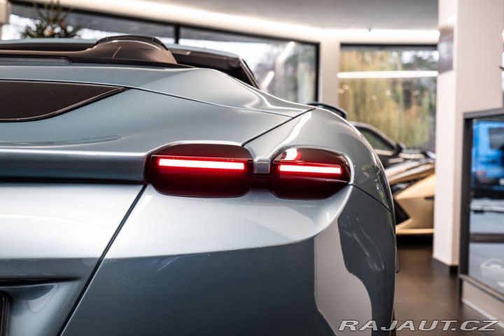 Ferrari Roma Spider Carbon/JBL/360/LED 2024