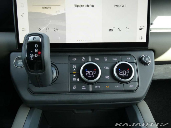 Land Rover Defender 110 3,0 X-Dynamic SE D250 2026