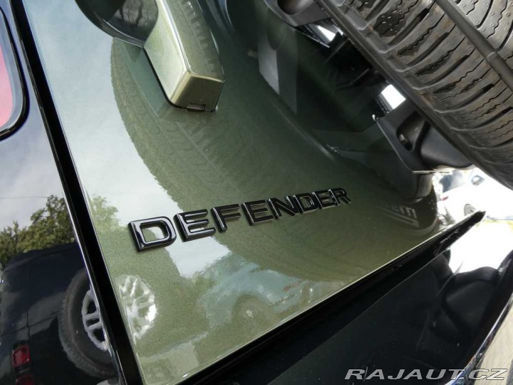 Land Rover Defender 110 3,0 X-Dynamic SE D250 2025