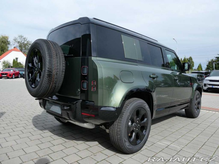 Land Rover Defender 110 3,0 X-Dynamic SE D250 2026