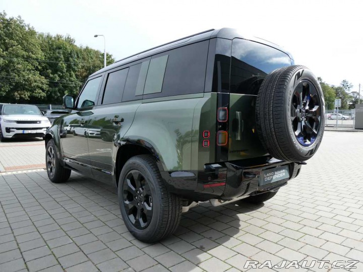 Land Rover Defender 110 3,0 X-Dynamic SE D250 2026