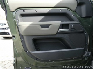 Land Rover Defender 110 3,0 X-Dynamic SE D250 2025