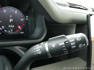 Land Rover Defender 110 3,0 X-Dynamic SE D250 2025