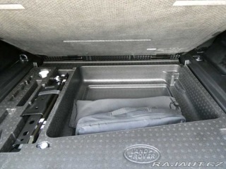 Land Rover Defender 110 3,0 X-Dynamic SE D250 2025