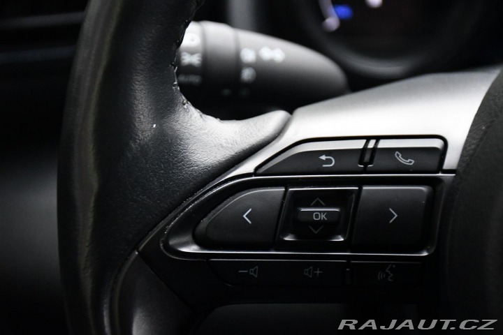 Toyota Yaris 1.5HSD e-CVT SELECT ČR 2X 2021
