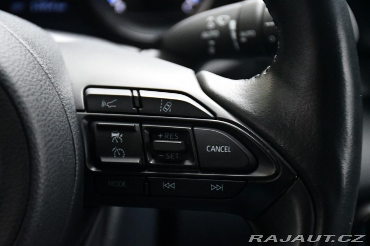 Toyota Yaris 1.5HSD e-CVT SELECT ČR 2X 2021