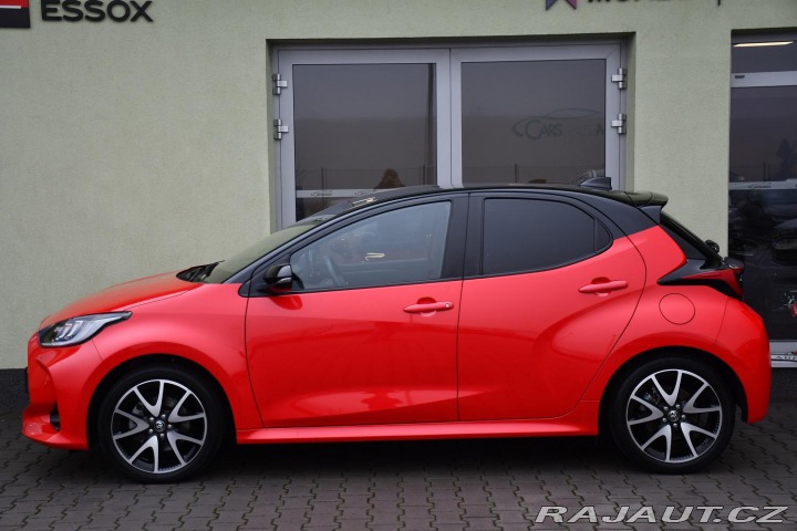 Toyota Yaris 1.5HSD e-CVT SELECT ČR 2X 2021