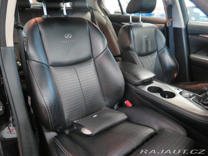 Infiniti Q50 Sport,klim,navi,max výbav 2014