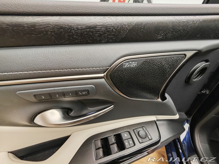 Lexus Ostatní modely ES 300h Prestige Plus 2024