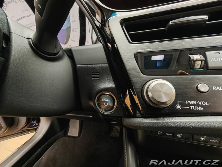 Lexus Ostatní modely ES 300h Prestige Plus 2024