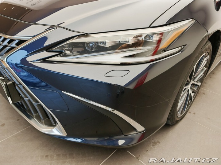 Lexus Ostatní modely ES 300h Prestige Plus 2024