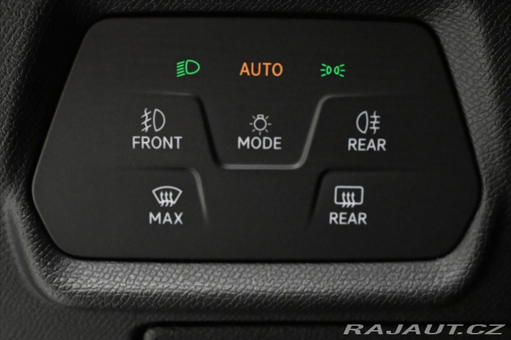 Seat Leon 1,5 FR TSI 110 kW LED Taž 2020