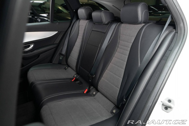 Mercedes-Benz E Kombi 220 d 4MATIC A/T 2021