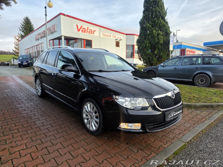 Škoda Superb kombi 2.0 TDi CR 103 KW 2011