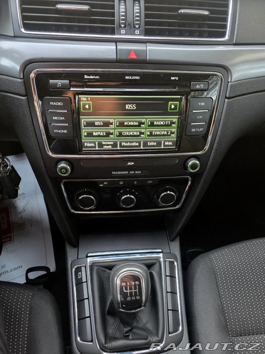 Škoda Superb kombi 2.0 TDi CR 103 KW 2011