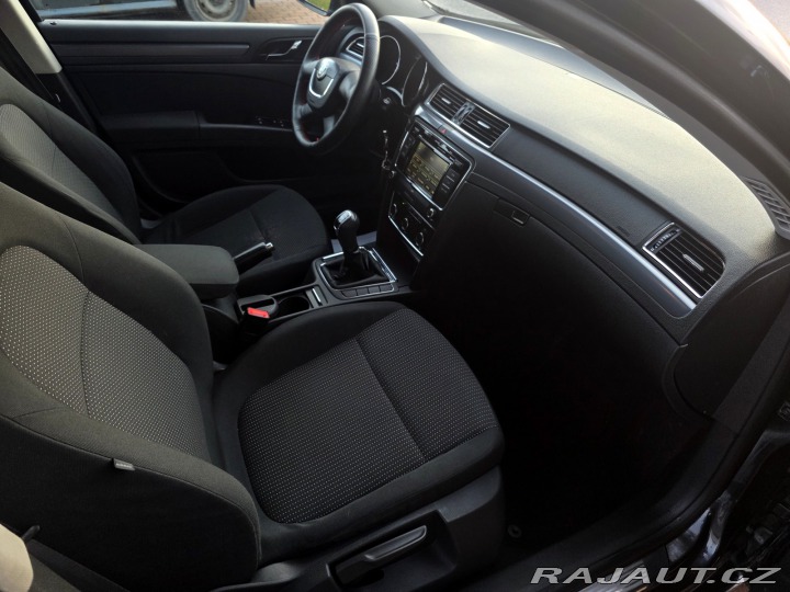 Škoda Superb kombi 2.0 TDi CR 103 KW 2011