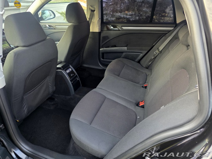 Škoda Superb kombi 2.0 TDi CR 103 KW 2011