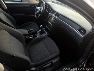 Škoda Superb kombi 2.0 TDi CR 103 KW 2011