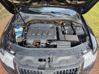 Škoda Superb kombi 2.0 TDi CR 103 KW 2011