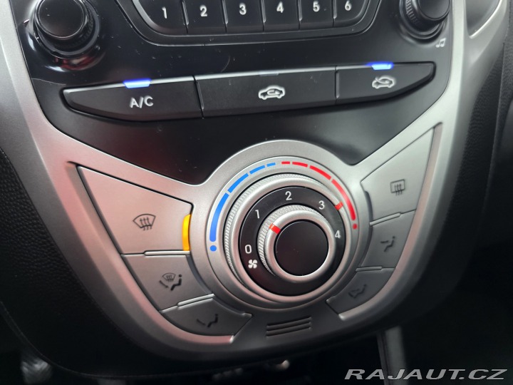 Hyundai ix20 1.4 BENZIN 66 KW 2013