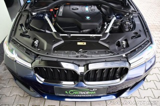 BMW 5 530e PHEV MSPORT xD HUD 9 2023