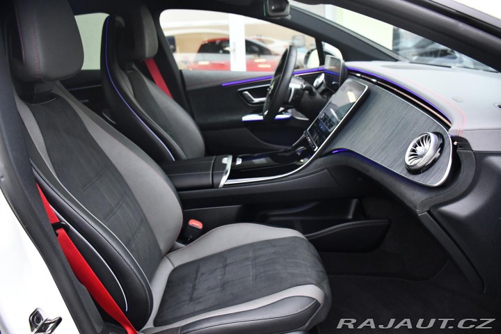 Mercedes-Benz EQE 350 REZERVACE 2024