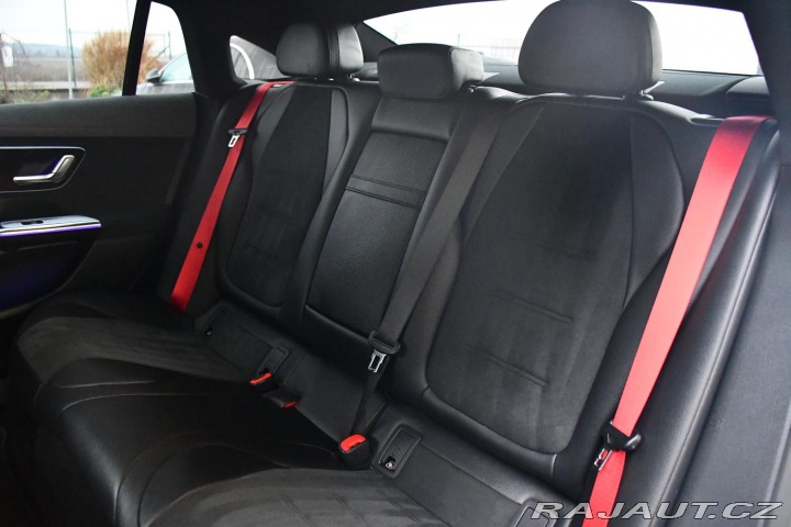 Mercedes-Benz EQE 350 PREMIUM AMG+ VZDUCH 9 2024