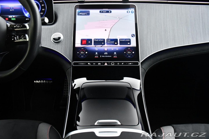 Mercedes-Benz EQE 350 REZERVACE 2024