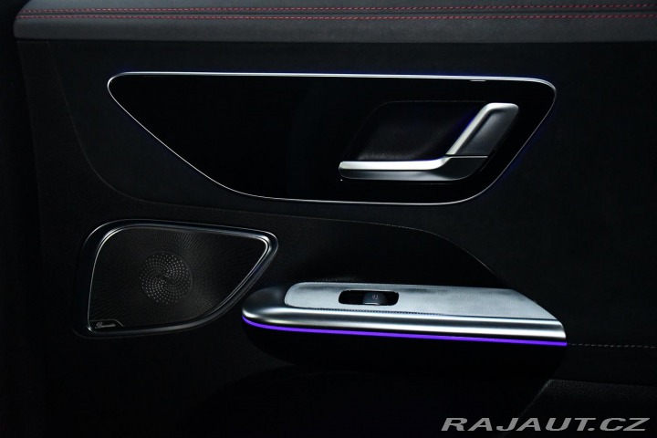 Mercedes-Benz EQE 350 REZERVACE 2024