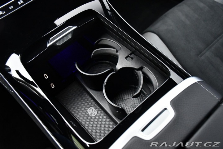 Mercedes-Benz EQE 350 REZERVACE 2024