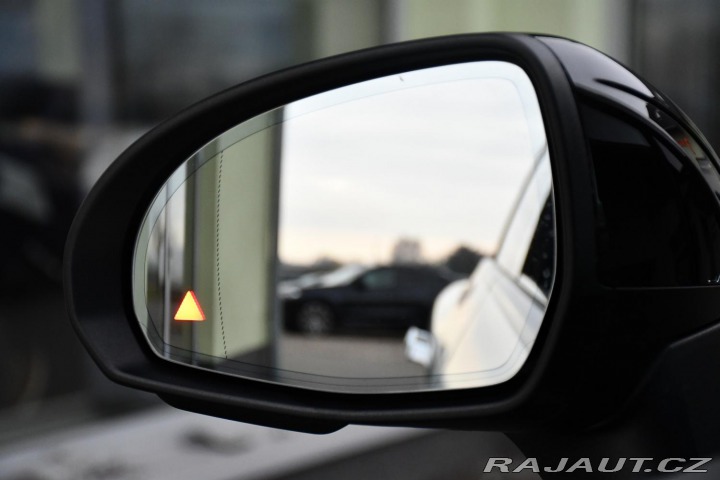 Mercedes-Benz EQE 350 PREMIUM AMG+ VZDUCH 9 2024