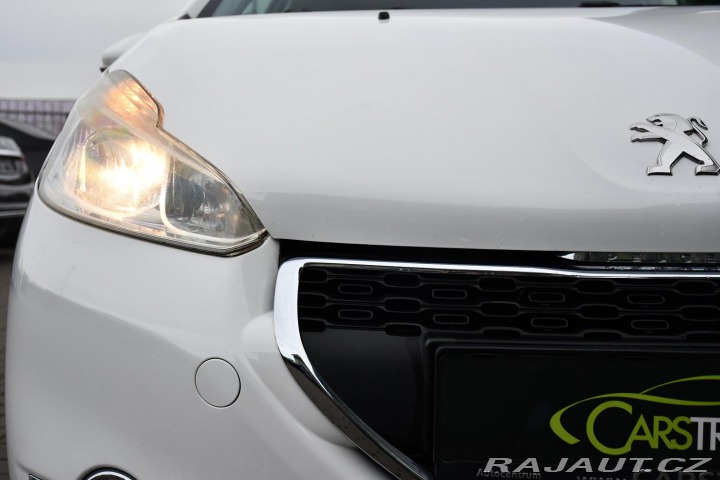 Peugeot 208 1.2VTi 60kW ČR 2xKOLA 2015