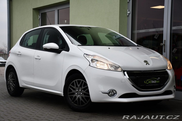 Peugeot 208 1.2VTi 60kW ČR 2015