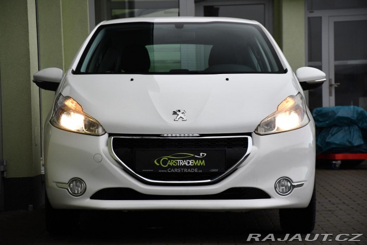 Peugeot 208 1.2VTi 60kW ČR 2015