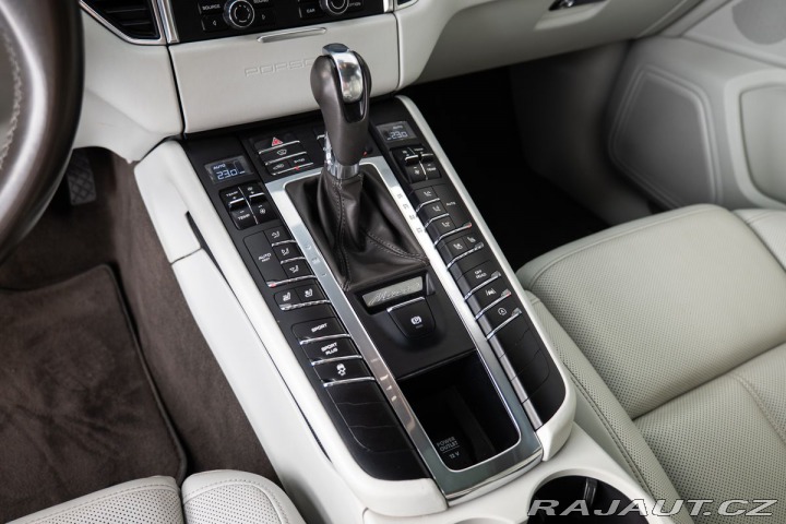 Porsche Macan S 2015