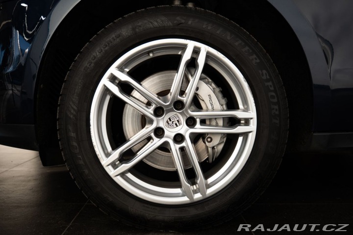 Porsche Macan S 1800