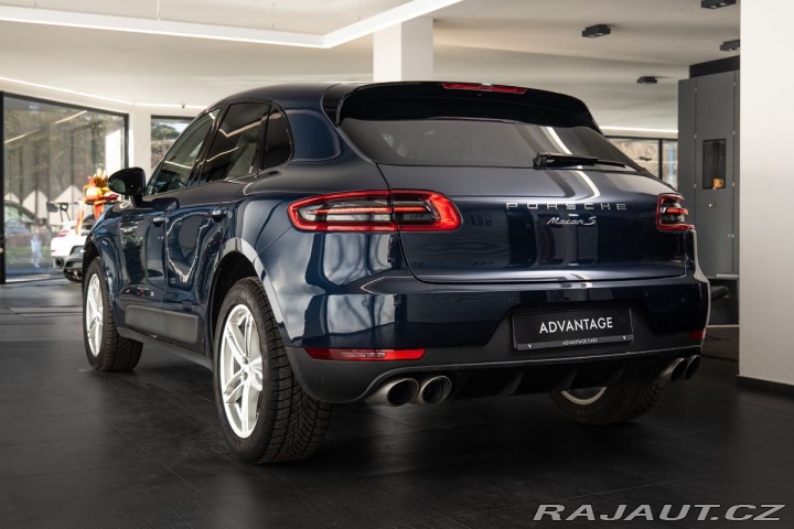 Porsche Macan S 1800