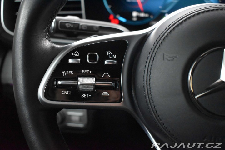 Mercedes-Benz GLE 300d 4MATIC*REZERVACE* 2022