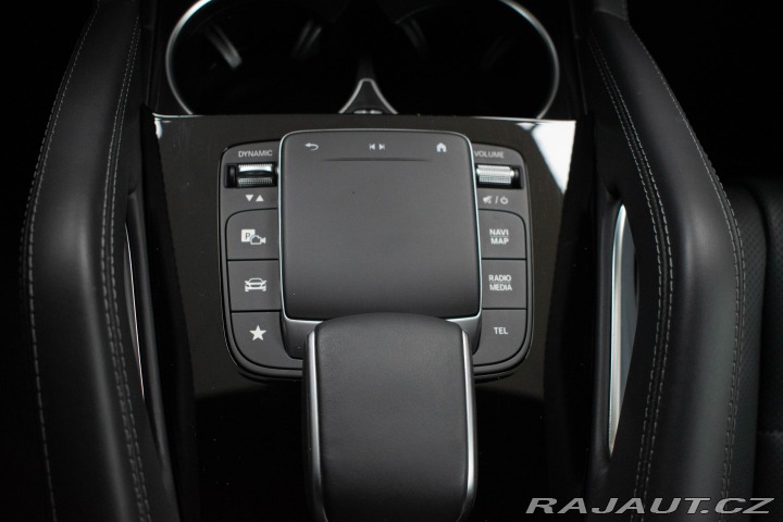 Mercedes-Benz GLE 300d 4MATIC*TAŽNÉ*HEAD-UP 2022