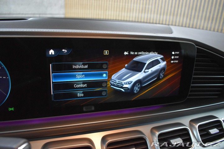 Mercedes-Benz GLE 300d 4MATIC*REZERVACE* 2022