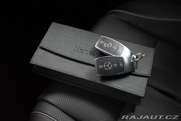 Mercedes-Benz GLE 300d 4MATIC*REZERVACE* 2022