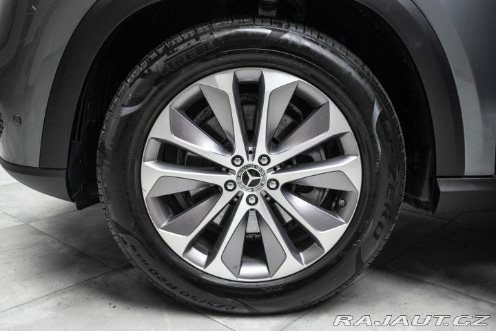 Mercedes-Benz GLE 300d 4MATIC*TAŽNÉ*HEAD-UP 2022